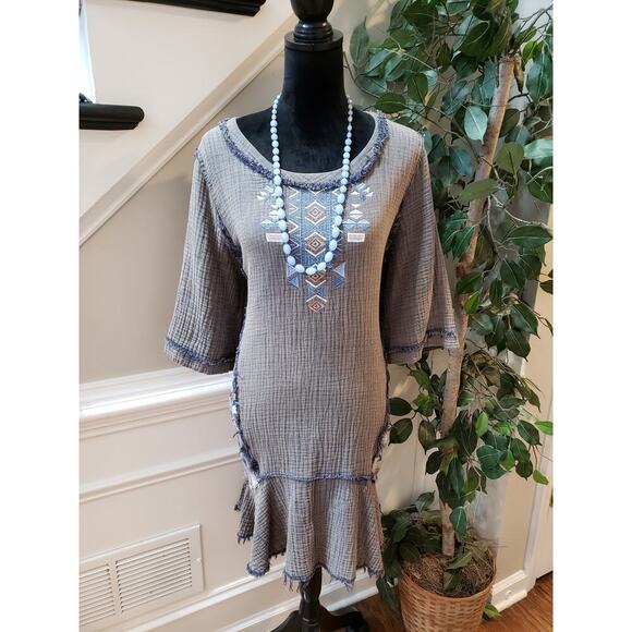 POL Mini Dress Women's Size Medium Gray Geo Print Gauze 3/4 Sleeve Round Neck - Picture 2 of 10